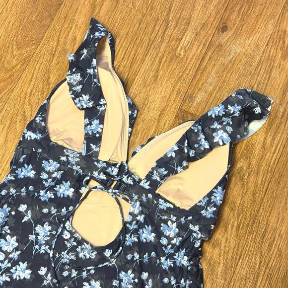 A Pea in the Pod Maternity Blue Floral Ruffle One-Piece Swimsuit Size Large - Picture 8 of 12